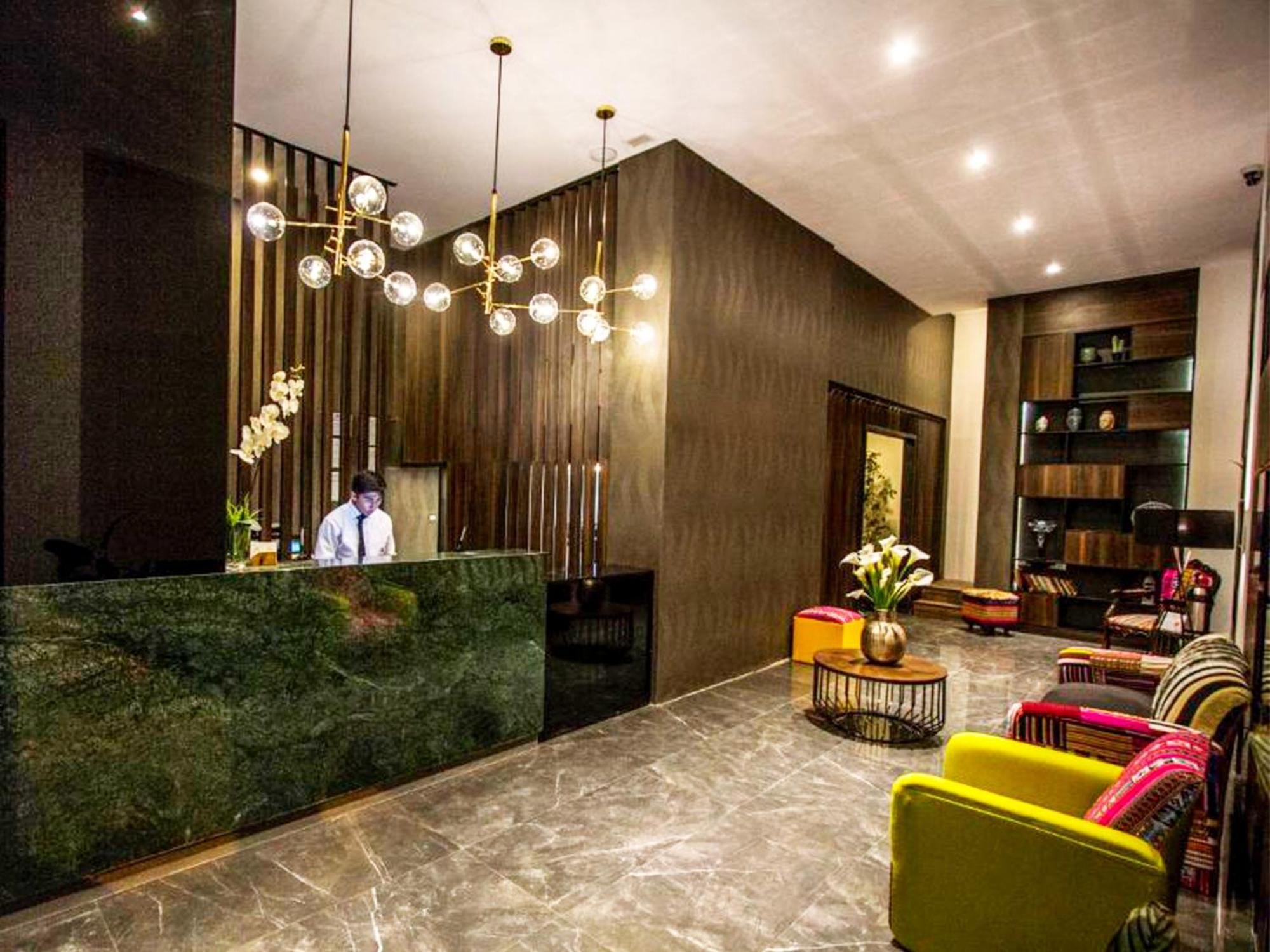 לה פאז Altus Express Hotel מראה חיצוני תמונה