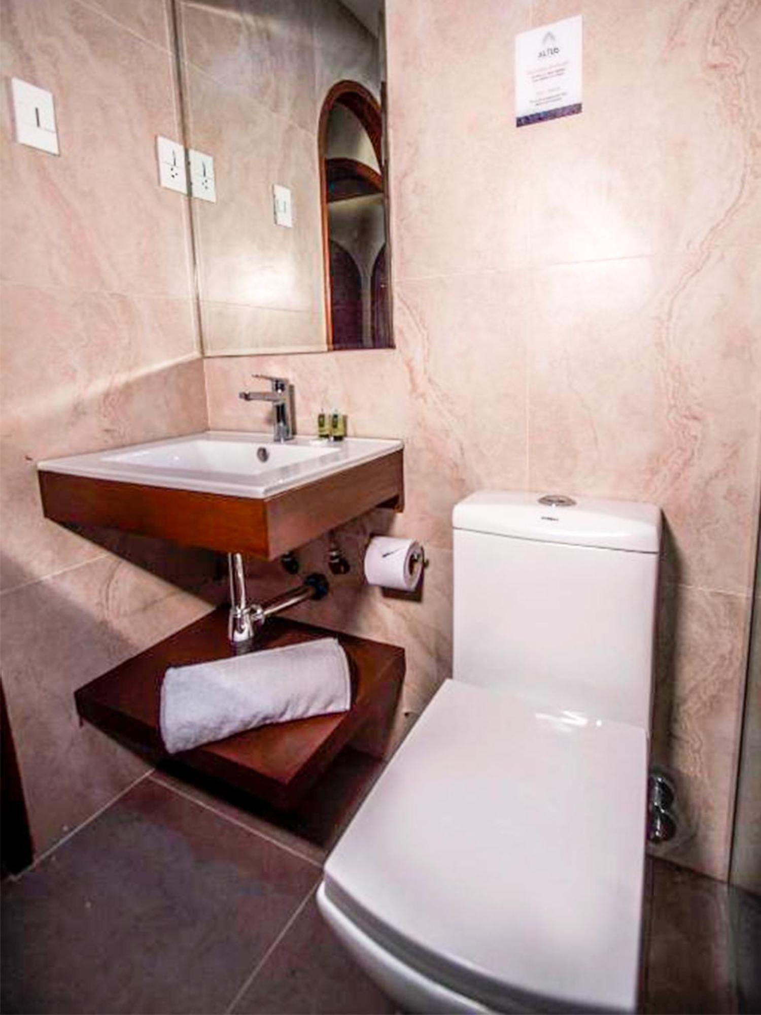 לה פאז Altus Express Hotel מראה חיצוני תמונה