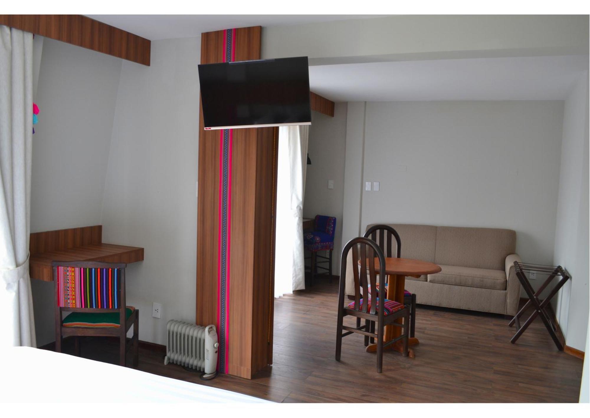 לה פאז Altus Express Hotel מראה חיצוני תמונה