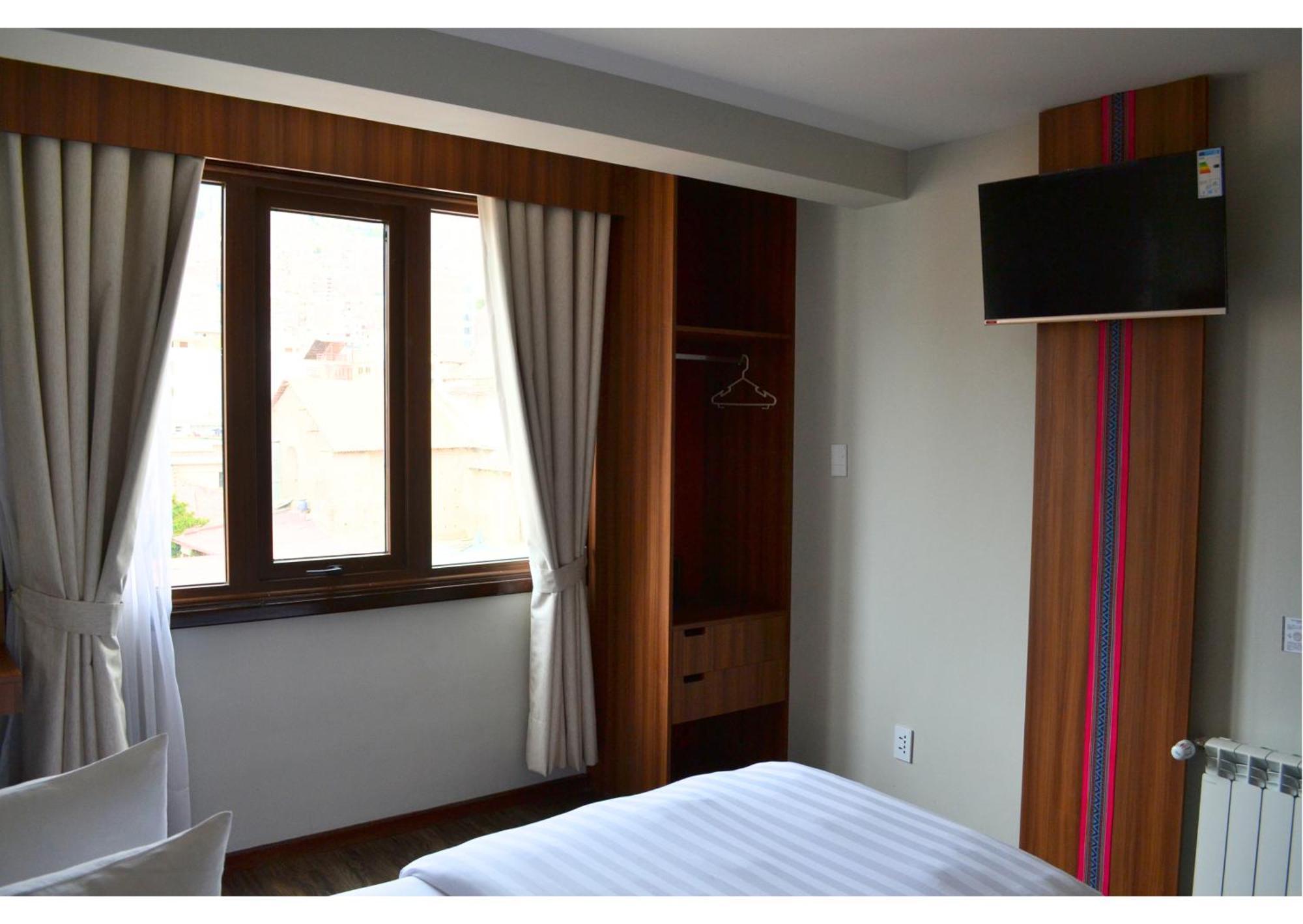 לה פאז Altus Express Hotel מראה חיצוני תמונה