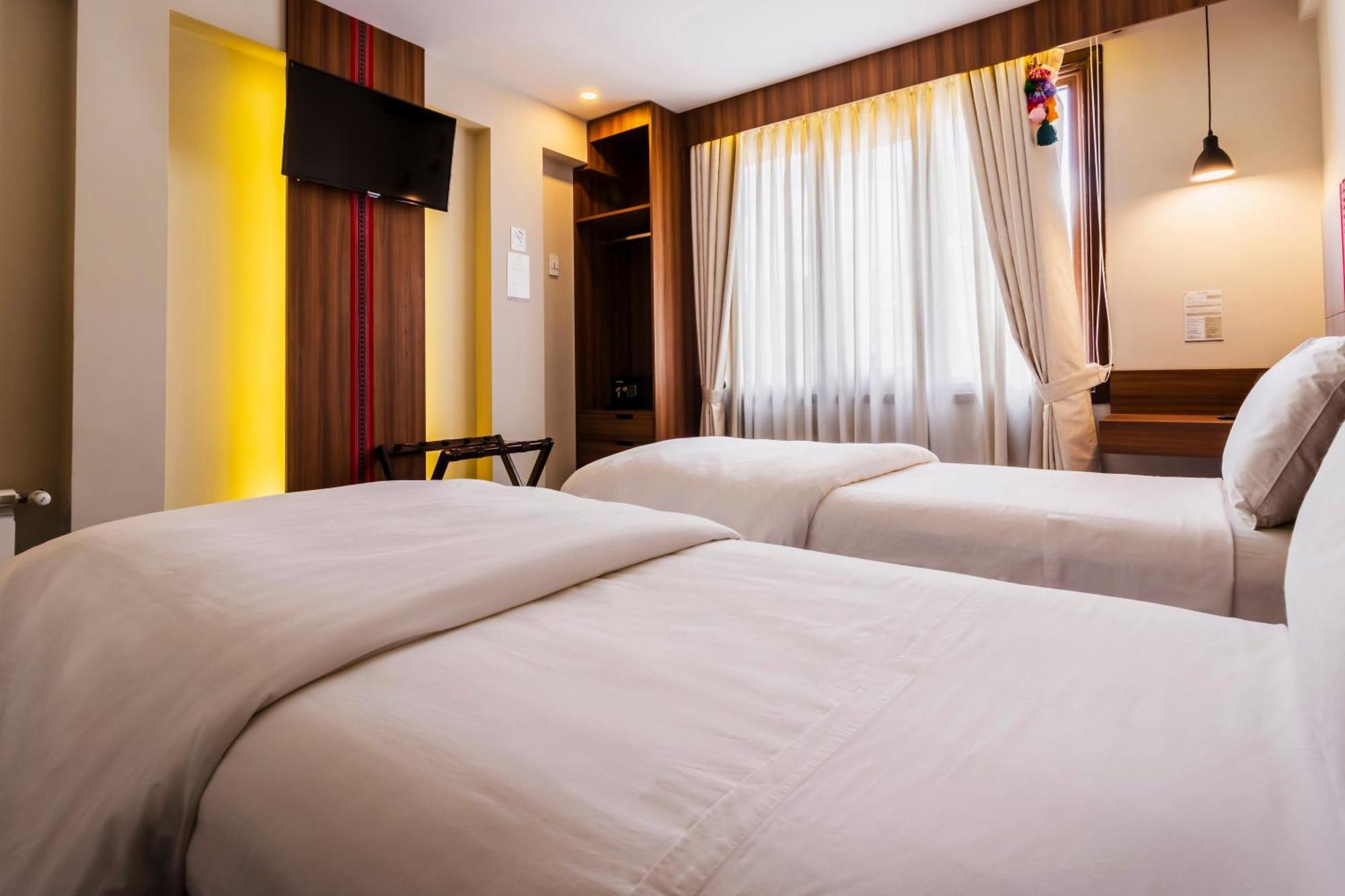 לה פאז Altus Express Hotel מראה חיצוני תמונה
