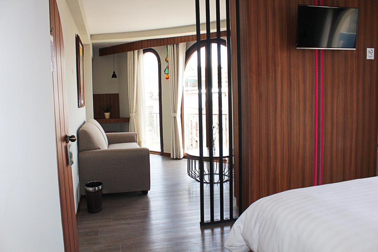 לה פאז Altus Express Hotel מראה חיצוני תמונה